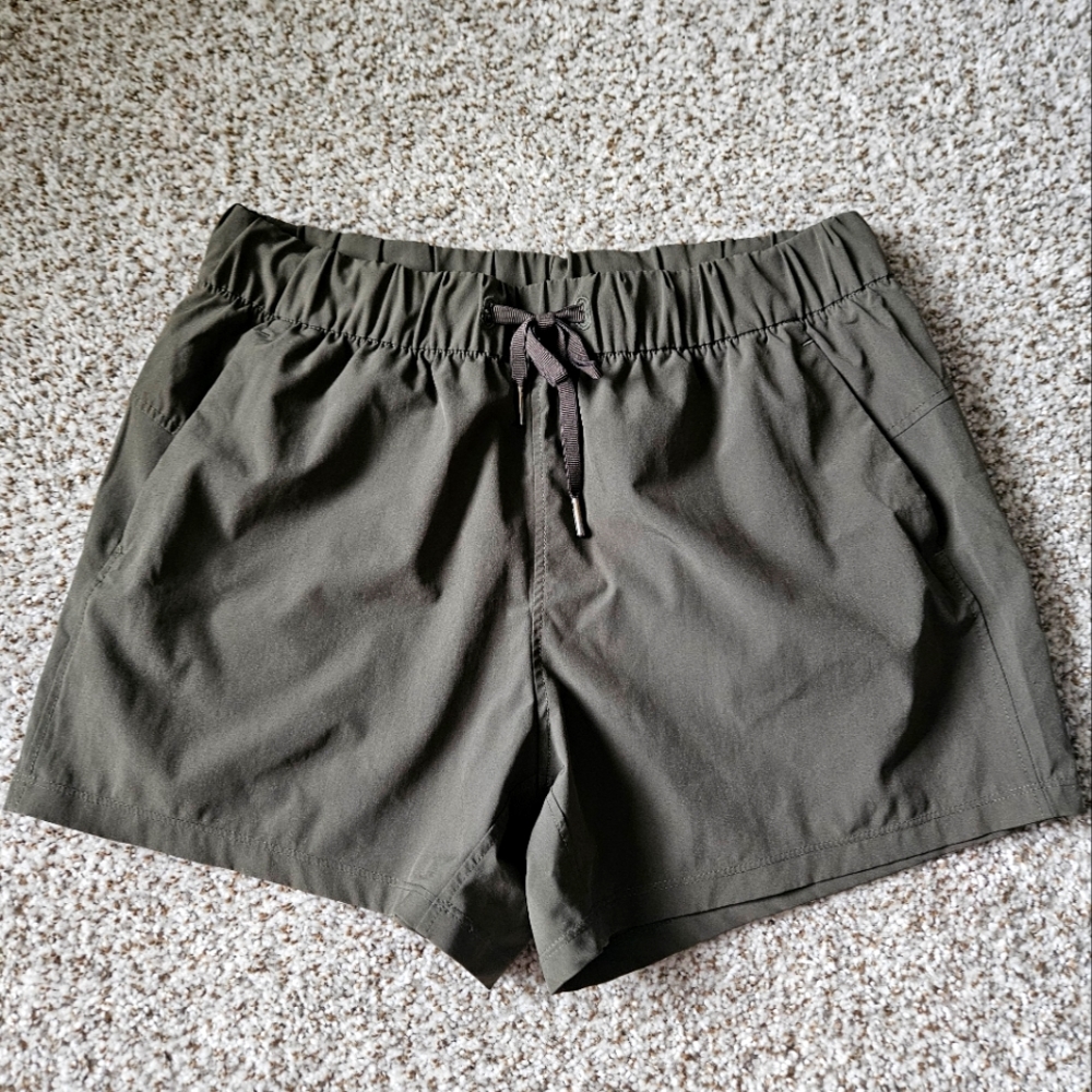 olive green lightweight shorts